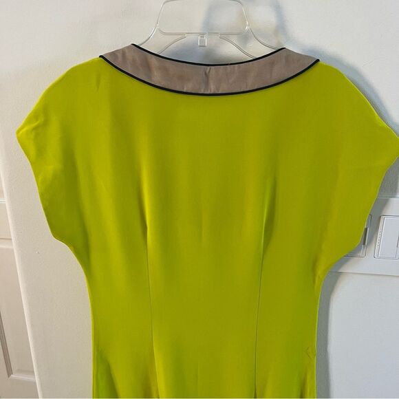 Ariana Rockefeller Silk Midi V Neck Dress in Chartreuse 0 NWOT - Picture 10 of 10